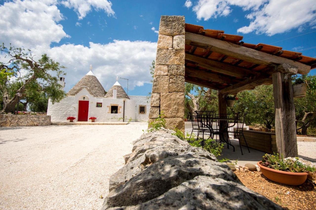 I Trulli Degli Ulivi Villa Locorotondo Eksteriør billede