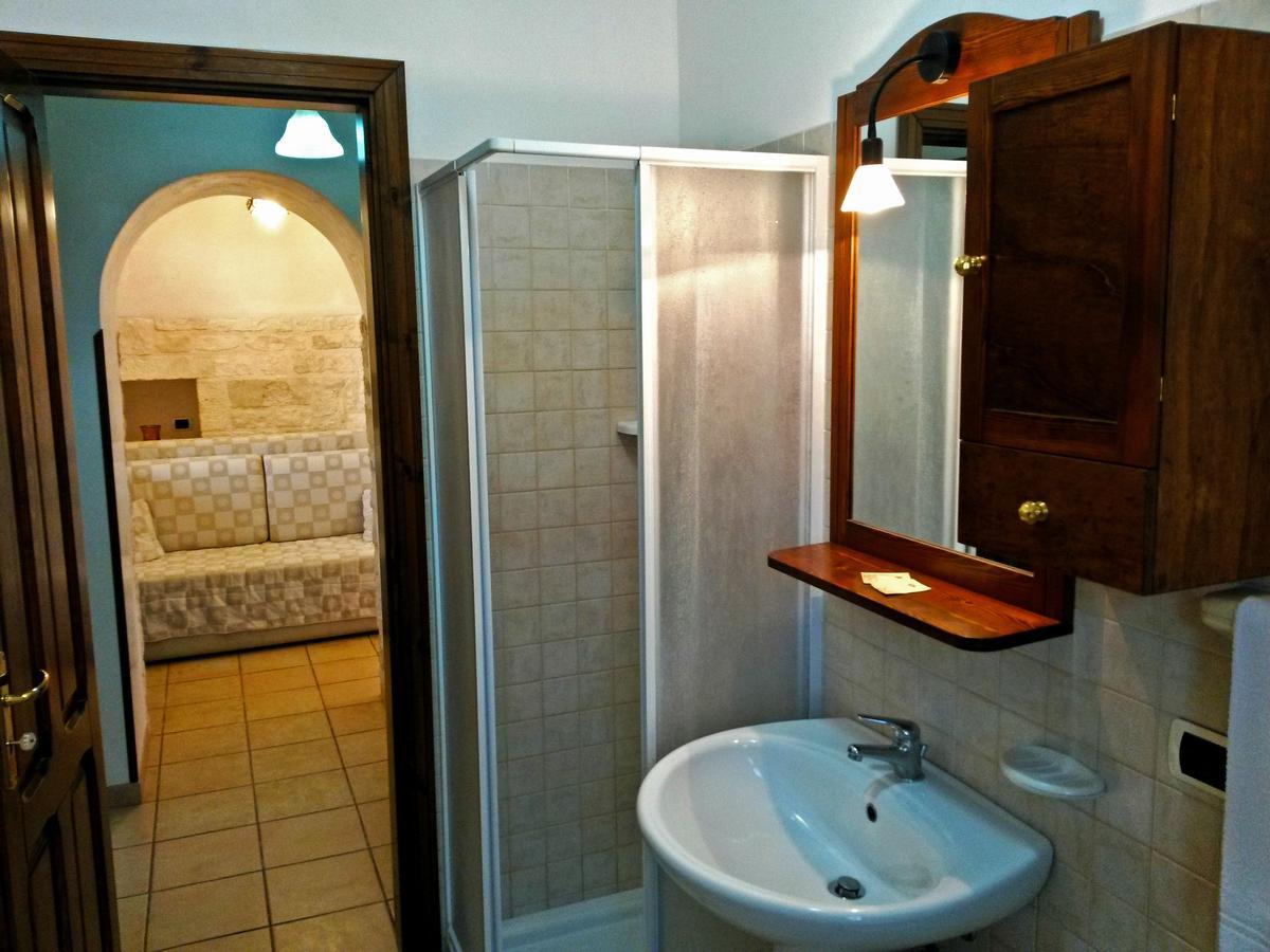 I Trulli Degli Ulivi Villa Locorotondo Eksteriør billede